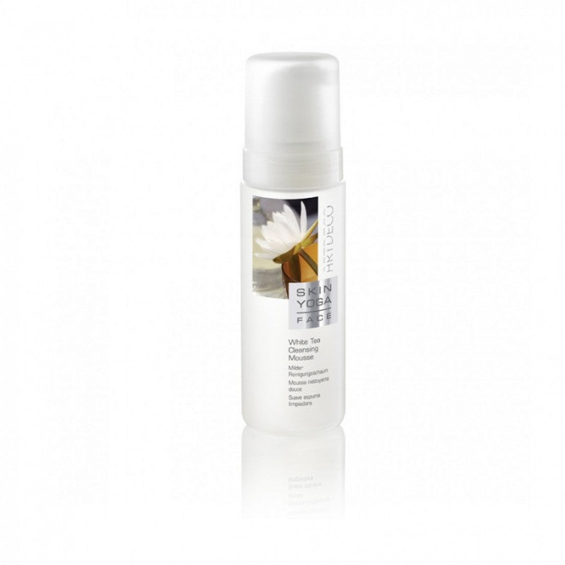 Limpia tu rostro sin deshidratar con SKIN YOGA WHITE TEA CLEANSING MOUSSE